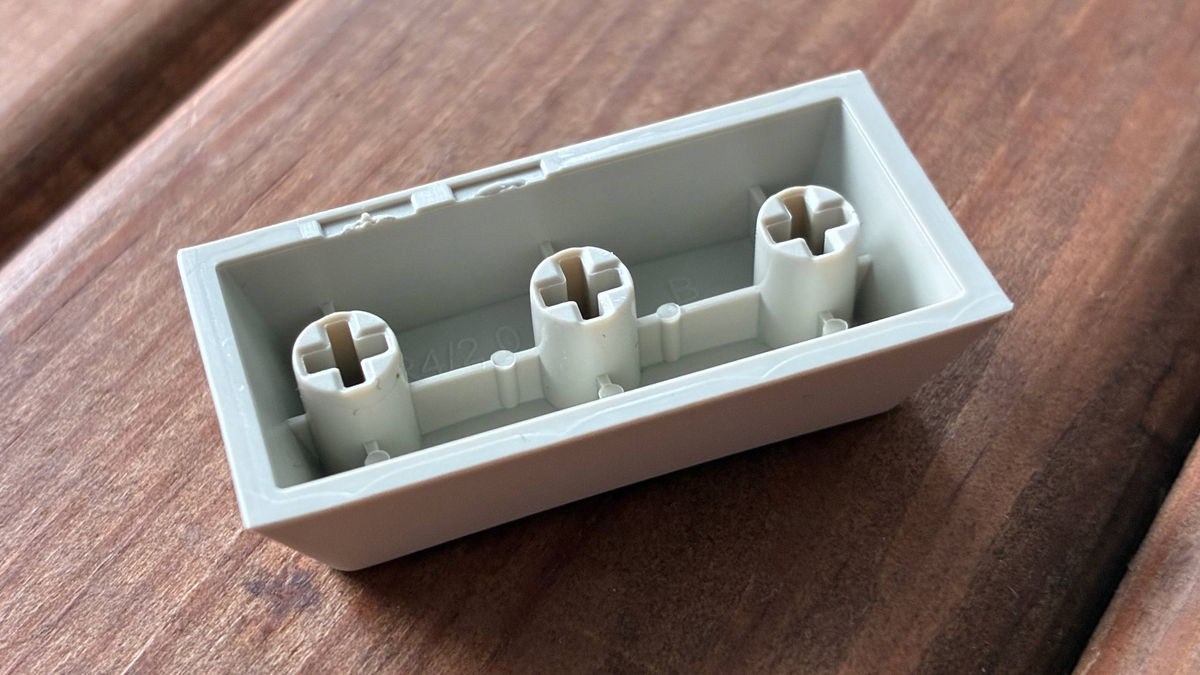 Обратите внимание на толщину пластика