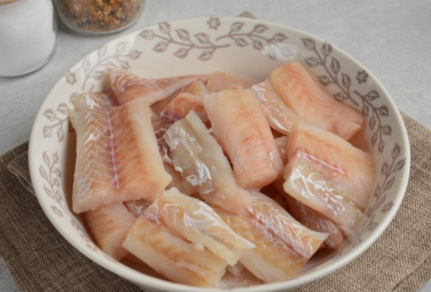 Как приготовить 3 блюда на весь день из одной замороженой рыбины весом 1,5 кг, купив её за 500 рублей