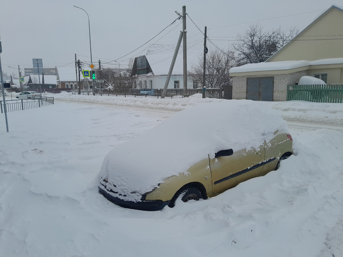 Фото "Угадай, что за машина?"