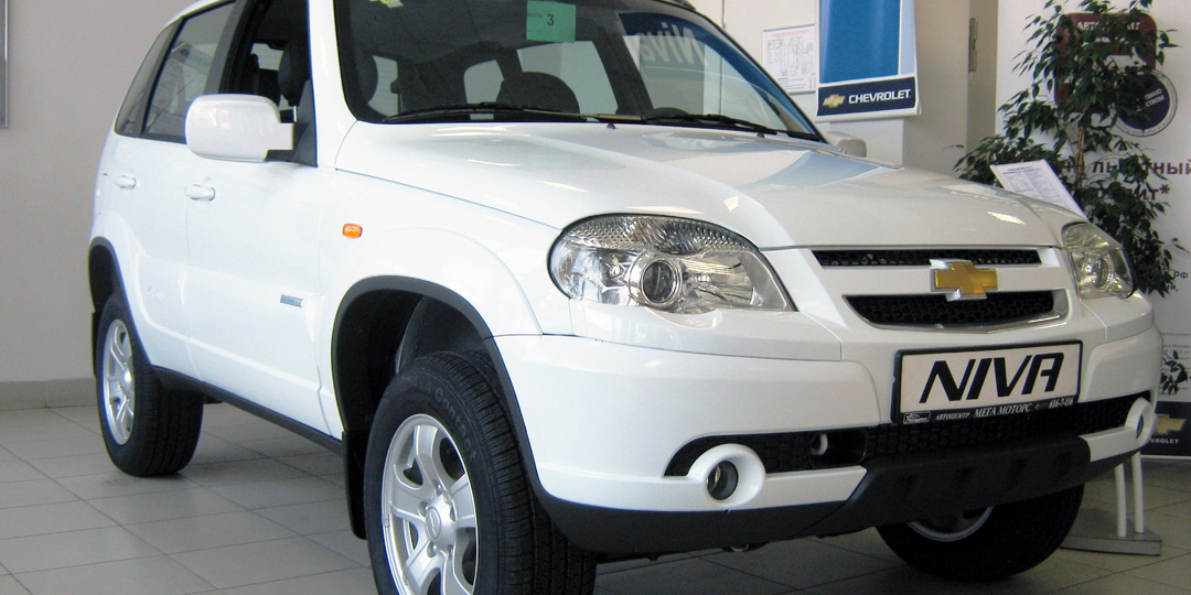 Почему "Нива" называлась "Шевроле", если её разработали в СССР: узнал и рассказываю