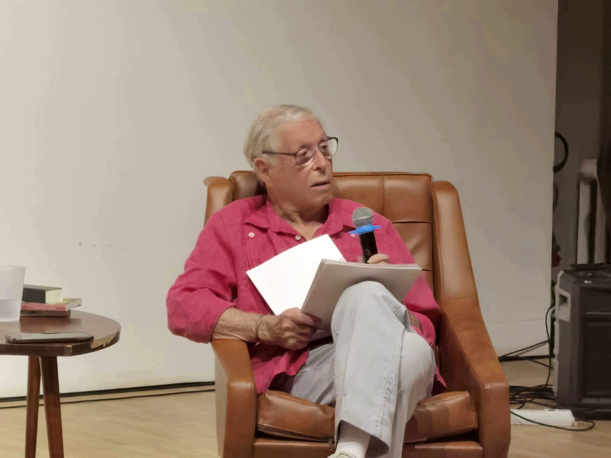 Юрий Евгеньевич Ряшенцев — советский и российский поэт, прозаик и сценарист, автор стихов к песням для театра и кино, мастер мюзикла, переводчик, лауреат Государственной премии имени Булата Окуджавы Фото: автора