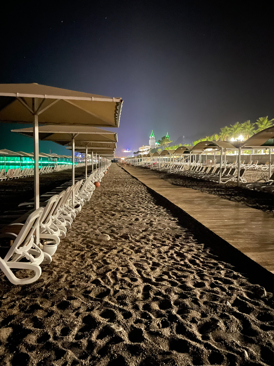 Вечерний променад.