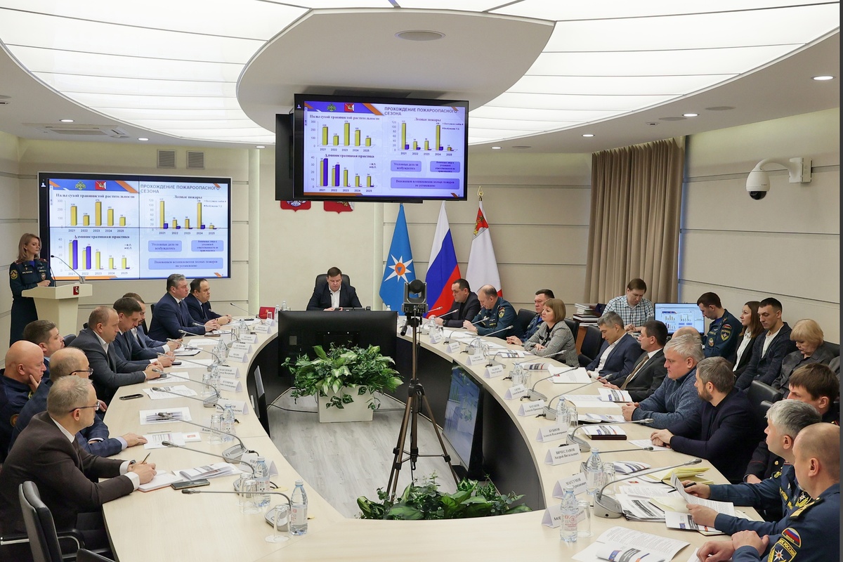    Такие данные привели на заседании в региональном правительстве. В 2025 году удалось не допустить чрезвычайных ситуаций, по сравнению с 2024 годом