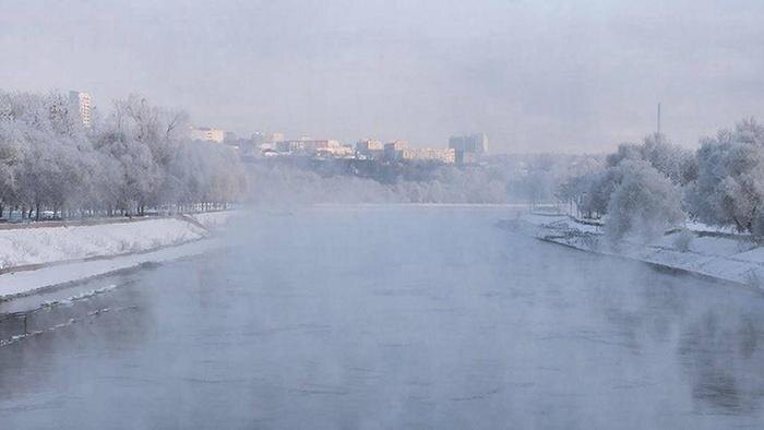 Обложка © Life.ru / GigaChat