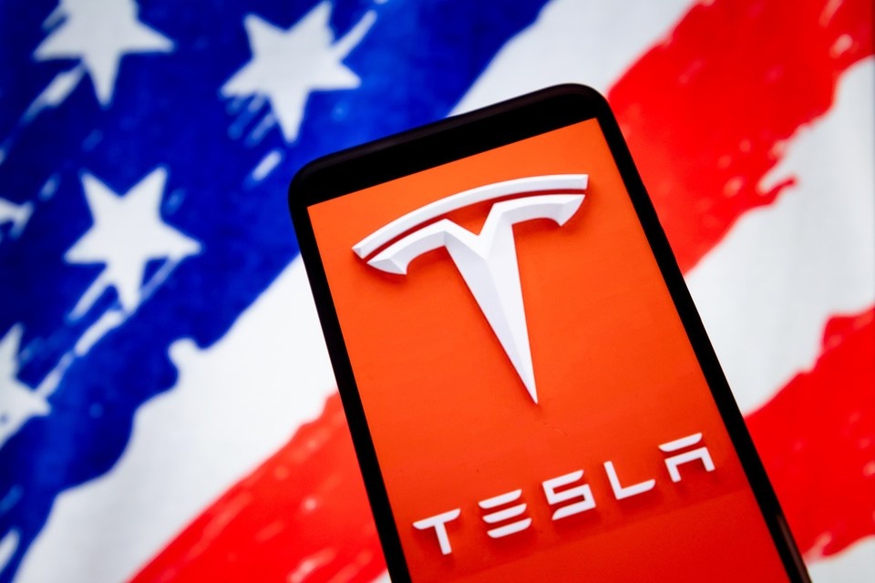    Замена батареи дороже самой Тесла / Global Look Press