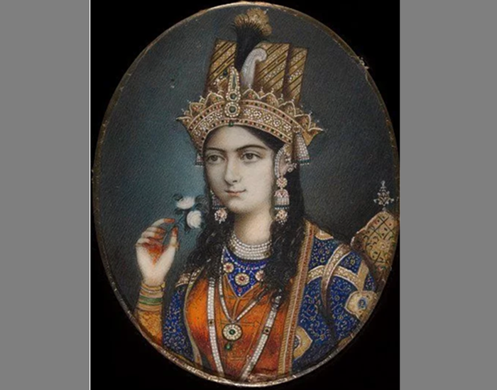 Достоверных портретов Мумтаз-Махал, жены Шах-Джахана, правителя империи Великих Моголов, не сохранилось. 
Однако с XIX века создавались многочисленные воображаемые портреты Мумтаз-Махал. За сходство со знаменитым портретом Леонардо да Винчи эти работы иногда называют «индийской Моной Лизой».