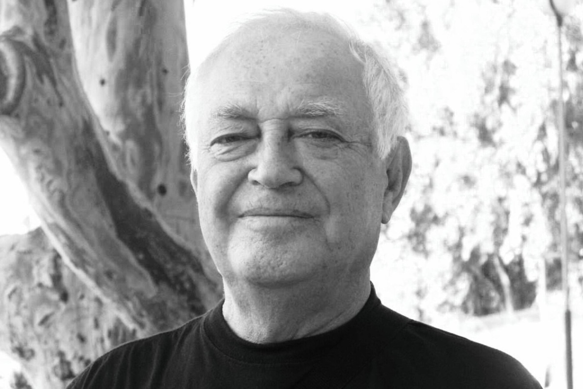     Умер эмигрировавший из России в Израиль режиссер фильма «Жизнь прекрасна» Петр Мостовой