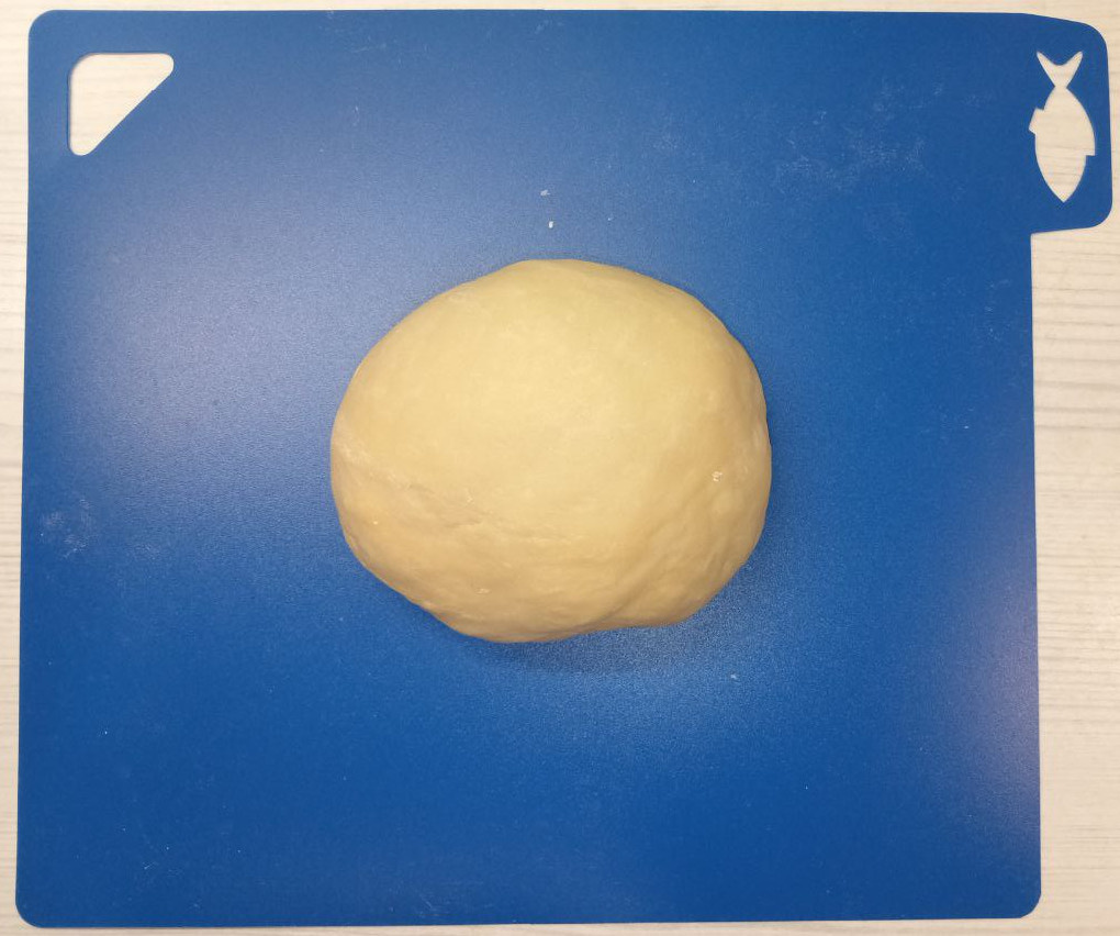 Цель — гладкий и упругий шар, который почти не мнётся.