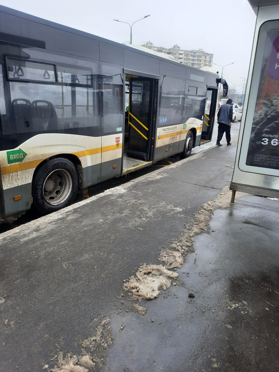 Дверь не закрывается, 40 минут ждем следующий