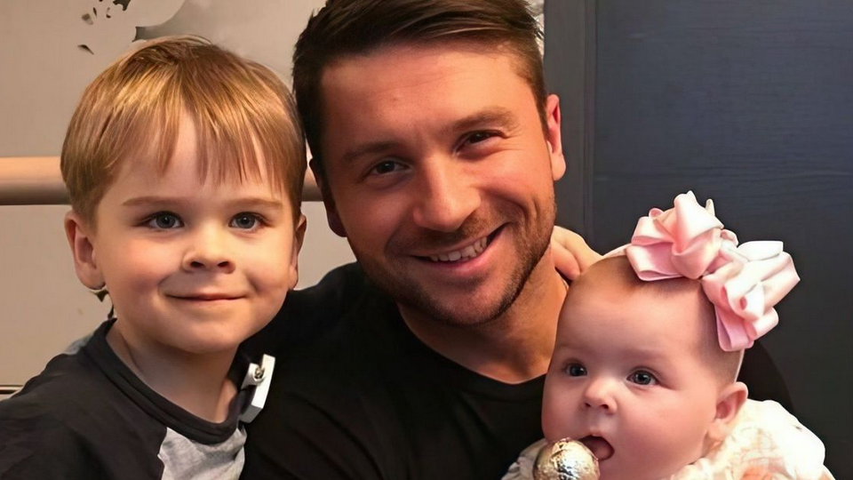 Никита и Аня Лазаревы: почему дети певца так похожи друг на друга