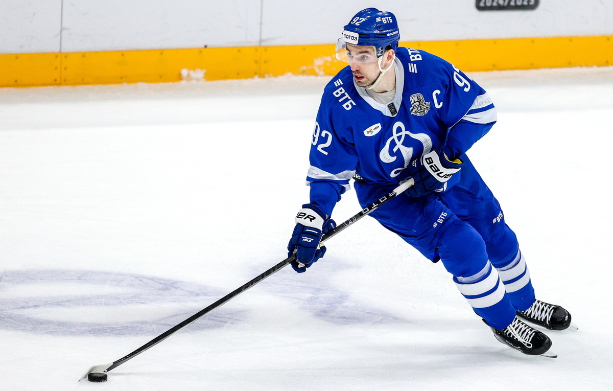    Защитник "Динамо" Игорь Ожиганов  Валерия Калугина/ТАСС