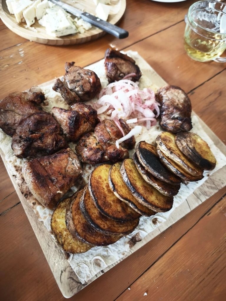 Шашлык 3600 драм 