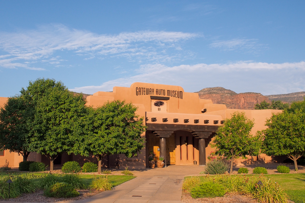 Gateway Auto Museum. Музей редких и знаковых автомобилей в Колорадо, который принадлежал основателю телеканала Дискавери 