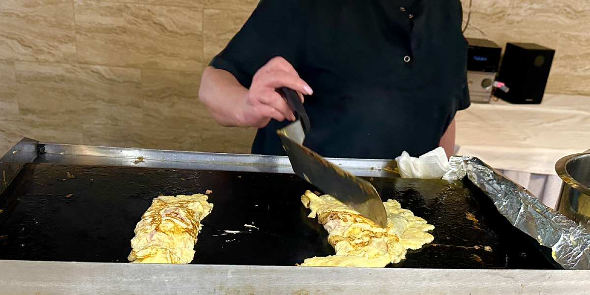 Можно попросить омлет с начинкой.