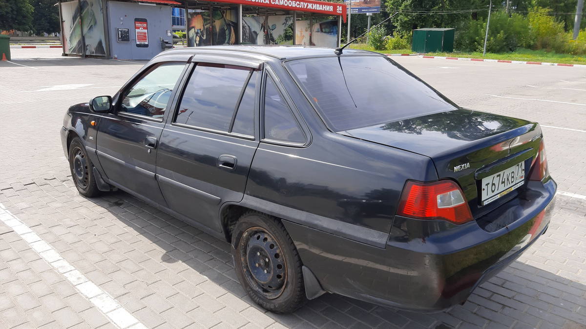 Вот так выглядела моя нексия осенью 2019 года после её бюджетной реставрации по ЛКП