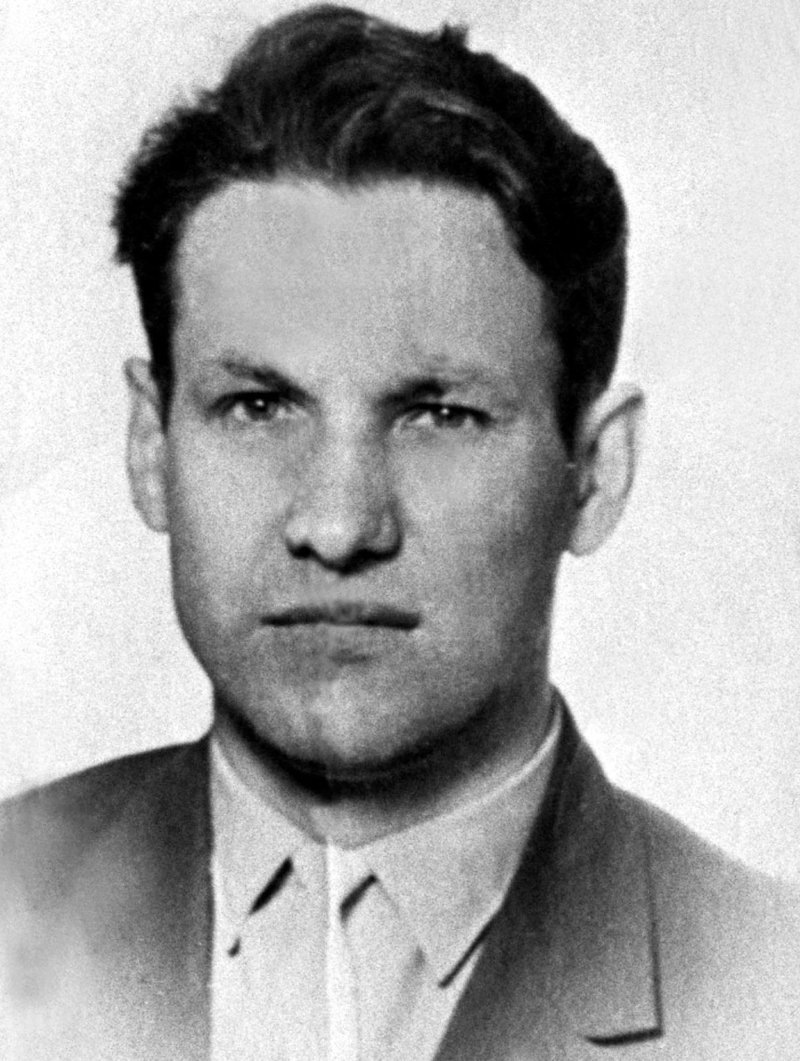    Из фотобиографии Бориса Ельцина. Студент Уральского политехнического института. 1953 год. / Фото: ТАСС