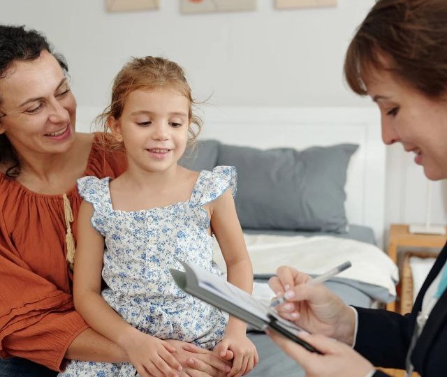 Усыновление – опасное дело. Почему?