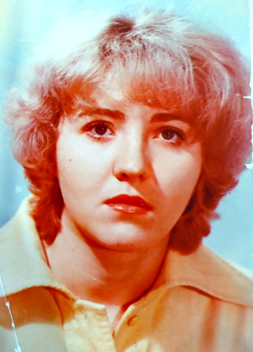 Такой была она, когда я впервые увидел ее;  снимок она мне дала, когда я улетел в Алма-Ату,в Казахский НИИ земледелия по делам сдаче кандидатского минимума. 