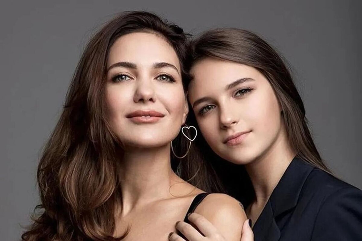    Екатерина Климова с дочерью Соцсети