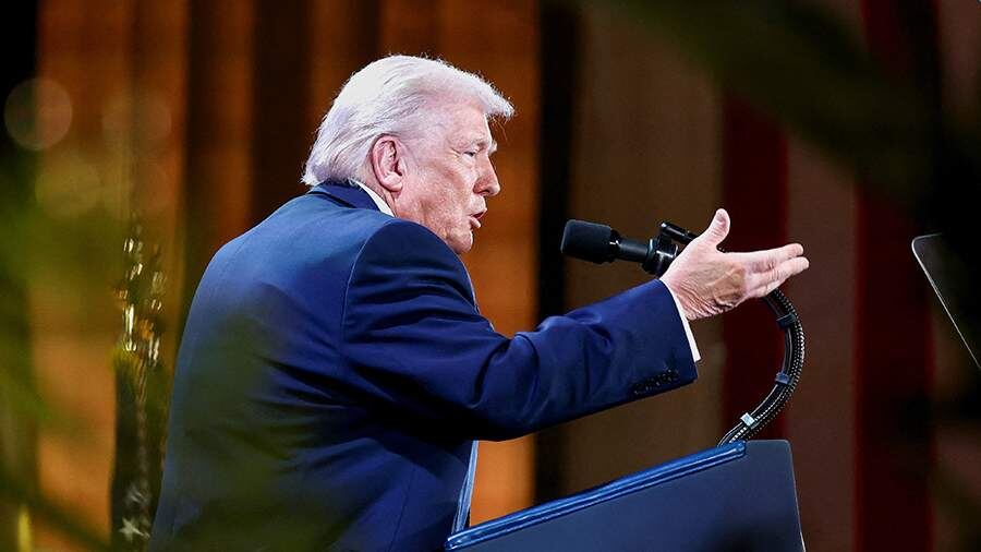    Фото: REUTERS/Kevin Lamarque