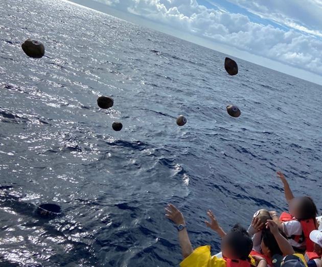 Неслабо так швыряют