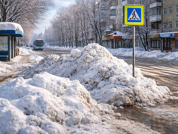     Снежный коллапс в Райчихинске обернулся штрафом для директора. фото: мк хабаровск