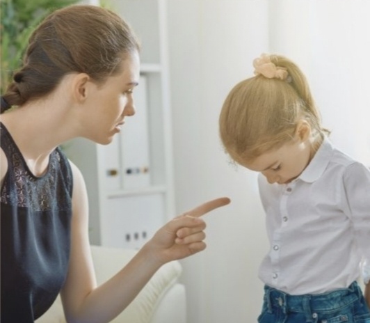 Почему дочь постоянно обманывает, что я сделала не так?