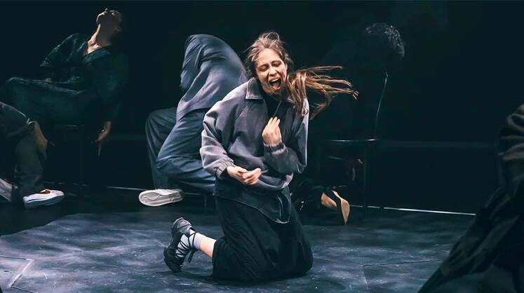    ОЛЬГА КУЗЯКИНА, ПРЕДОСТАВЛЕНО ТЕАТРОМ «ШАЛОМ» В Любе (Алина Исхакова) много и отчаяния, и скрытой силы