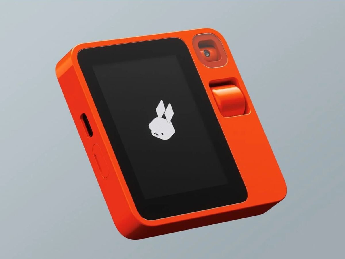    Cоздатели провального Rabbit R1 анонсировали мини-ноутбук для вайбкодинга