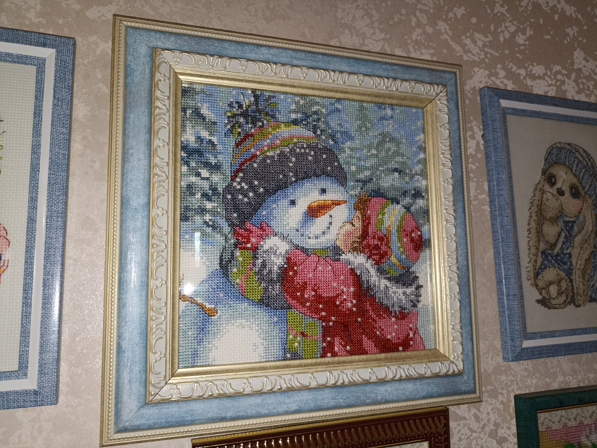 Вышивка Поцелуй снеговика