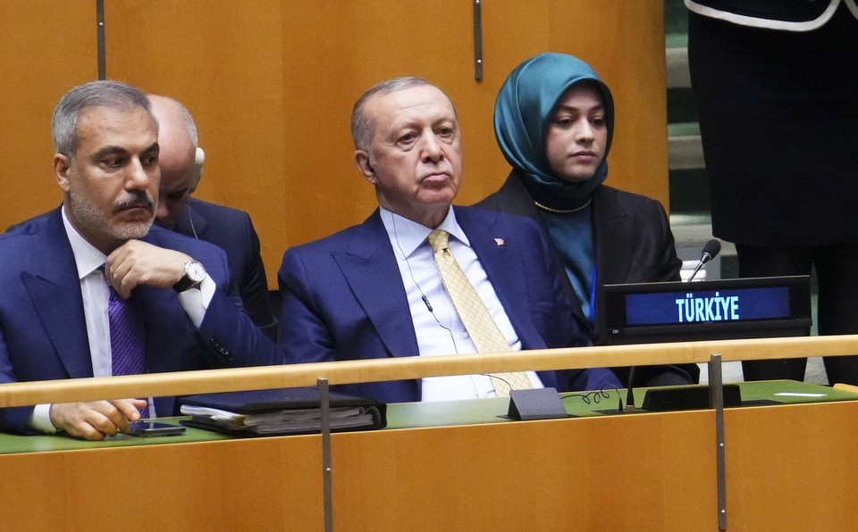    РИАН: Эрдоган намерен обсудить с правительством возможный удар США по Ирану GLOBAL LOOK PRESS