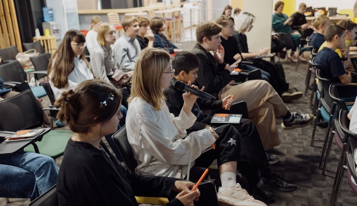 Фото: ВИША ТГУ Школьники на встречах с преподавателями ВИША ТГУ