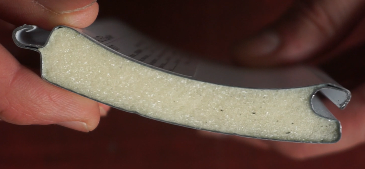 Пенонаполненный профиль для рулонных ворот