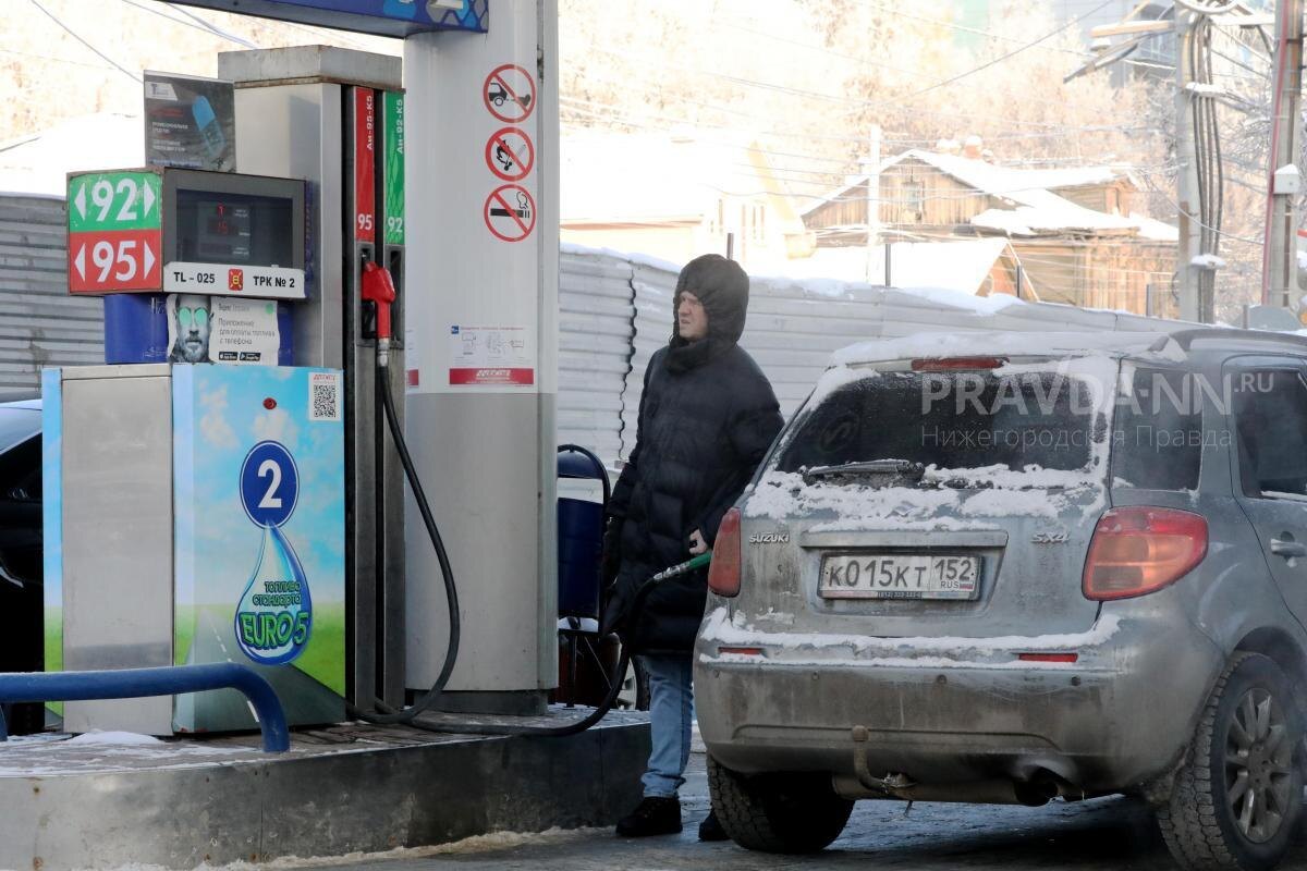    В среднем литр 92-го бензина в регионе стоит 60,88 рублей