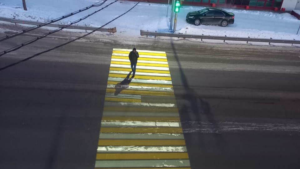 14 проекционных пешеходных переходов установили на Байкальском тракте