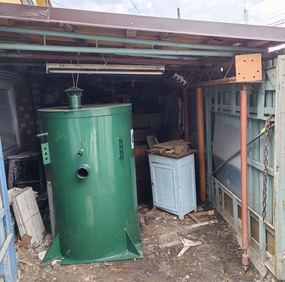 Уборка под навесом