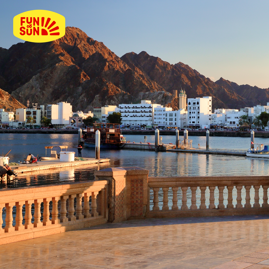 Набережная Корниш в Муттре