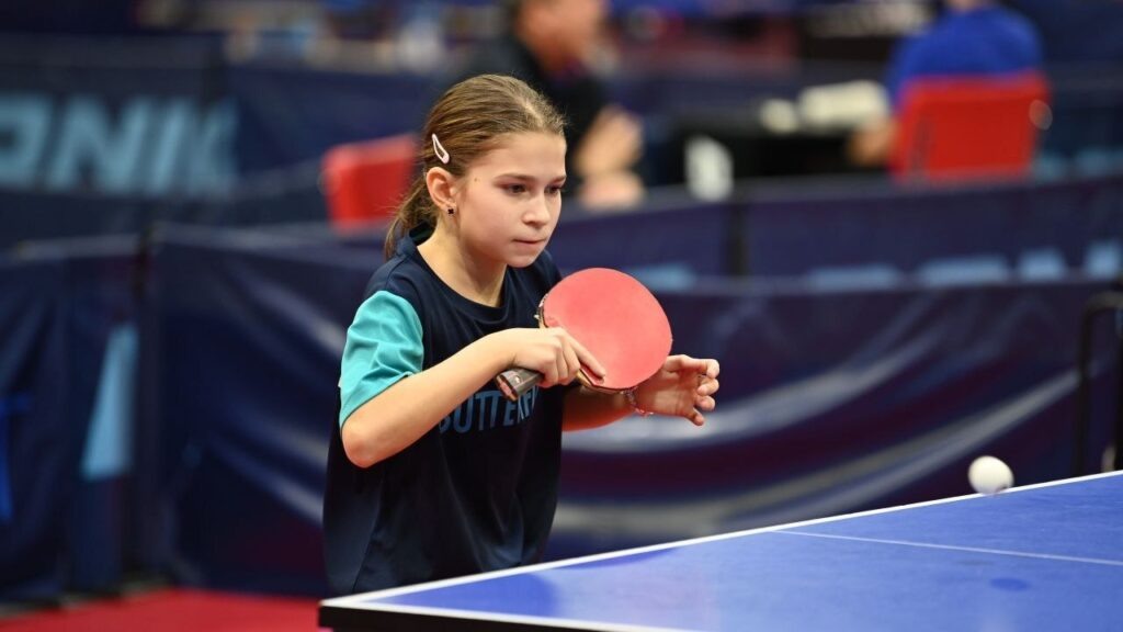     Гайчанка Софья Скорнякова стала одной из сильнейших теннисисток России.     
Фото: физкультурно-оздоровительный комплекс Горняк.