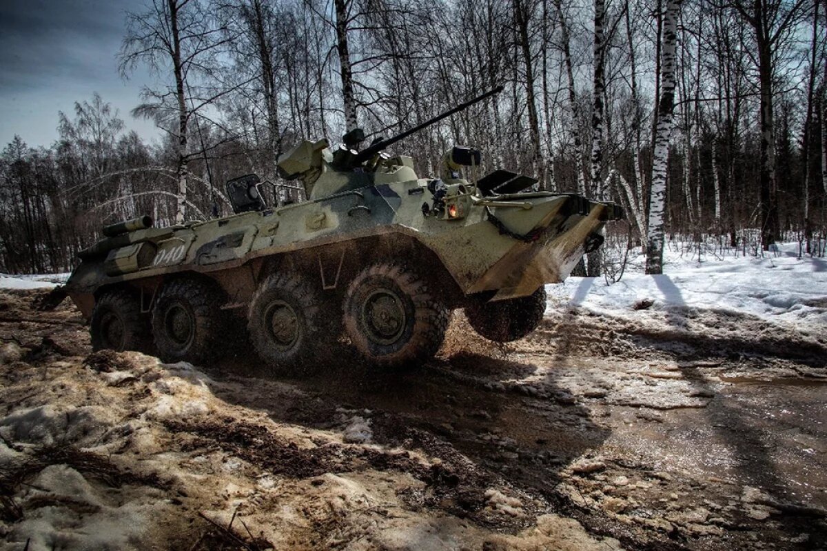    Хабаровский сержант спас экипаж и технику от артобстрела ВСУ