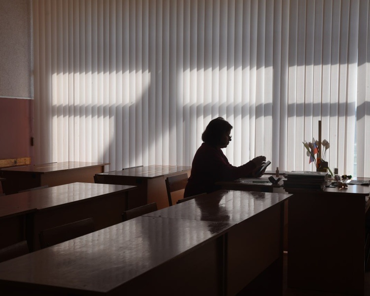     В Курской области дистант в школах могут продлить еще на 2 дня