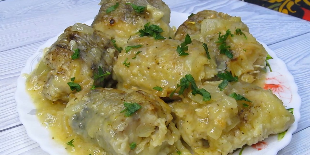 На ужин минтай! Сочную рыбку всего за 20 минут, подливку будете вымакивать хлебом, как в детстве.