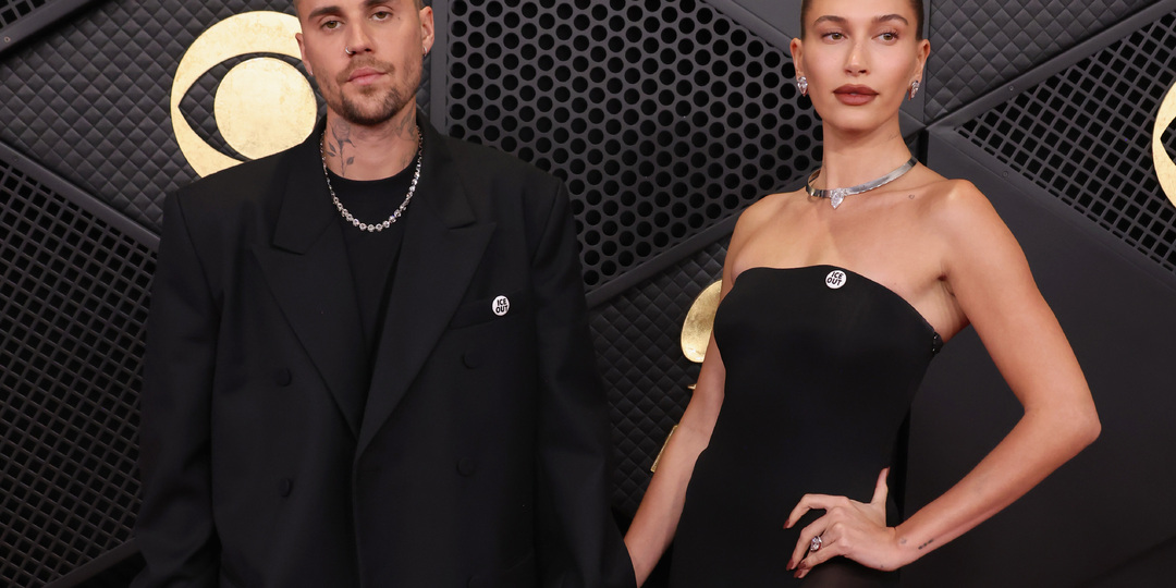 «Грэмми-2026»: лучшие образы звезд на красной дорожке