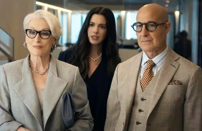    Мерил Стрип, Энн Хэтэуэй и Стэнли ТуччиКадр из видео