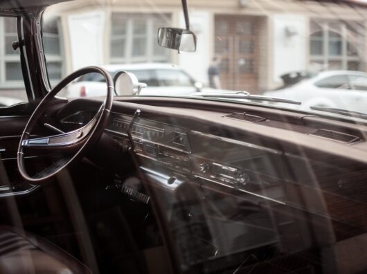    Машина // Фото с сайта https://pxhere.com/