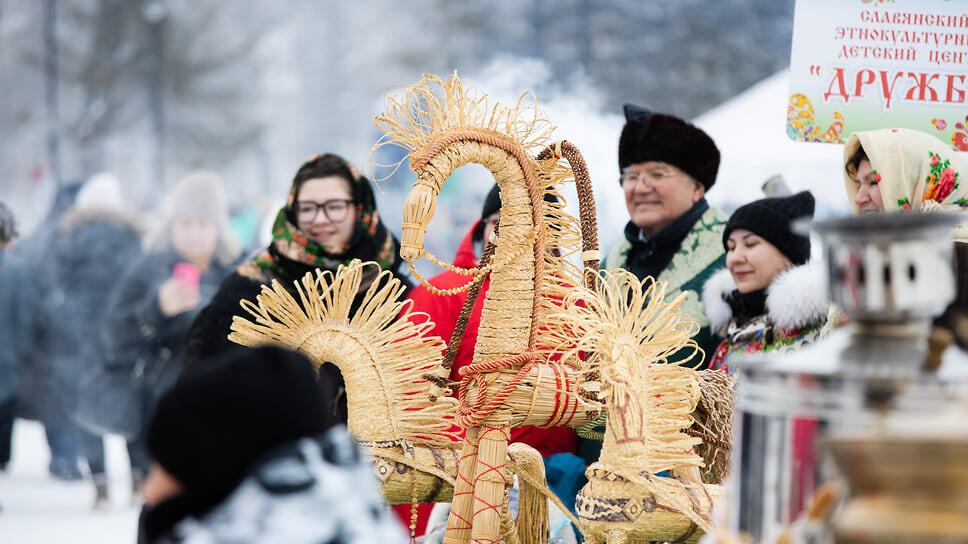     На мероприятие приехали принять участие представители администрации, детские и взрослые этноцентры, а также горожане.