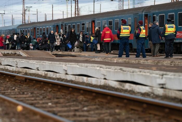 Обложка © Shutterstock / FOTODOM / GELEFIN