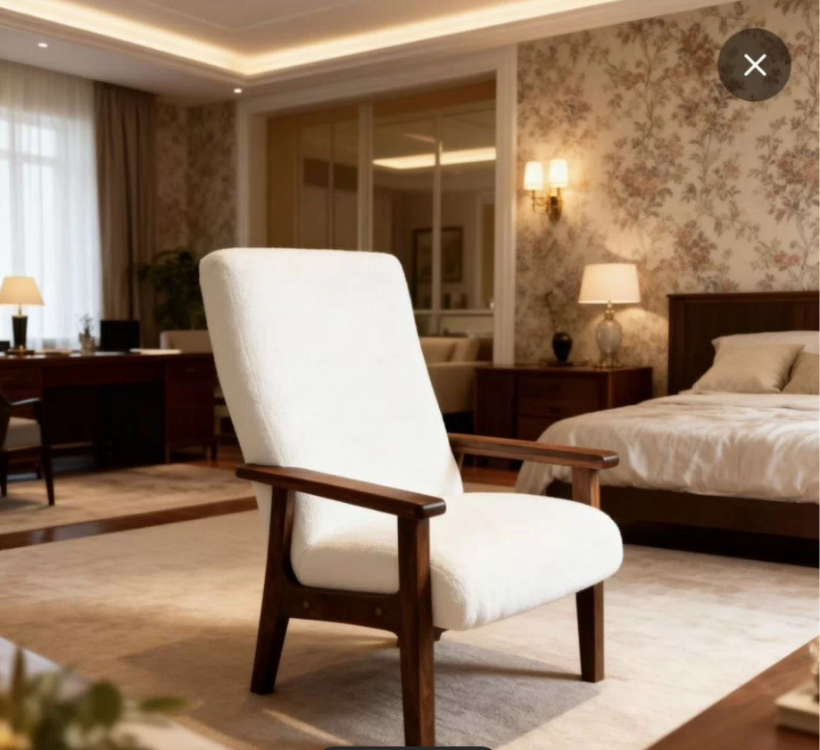 Таким кресло должно было стать после реставрации. Фото взято с объявления на Авито. Не реклама.