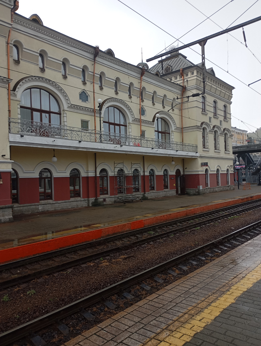 Железнодорожный вокзал Владивостока. Фото автора.
