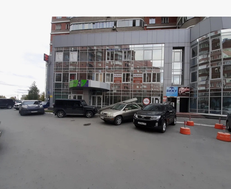 Клиника на Галущака. Можно пешком дойти от м. Гагаринская