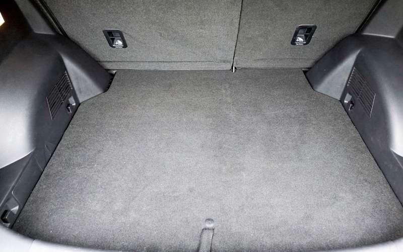 Фальшпол в багажнике.Фальшпол в багажнике
📷
